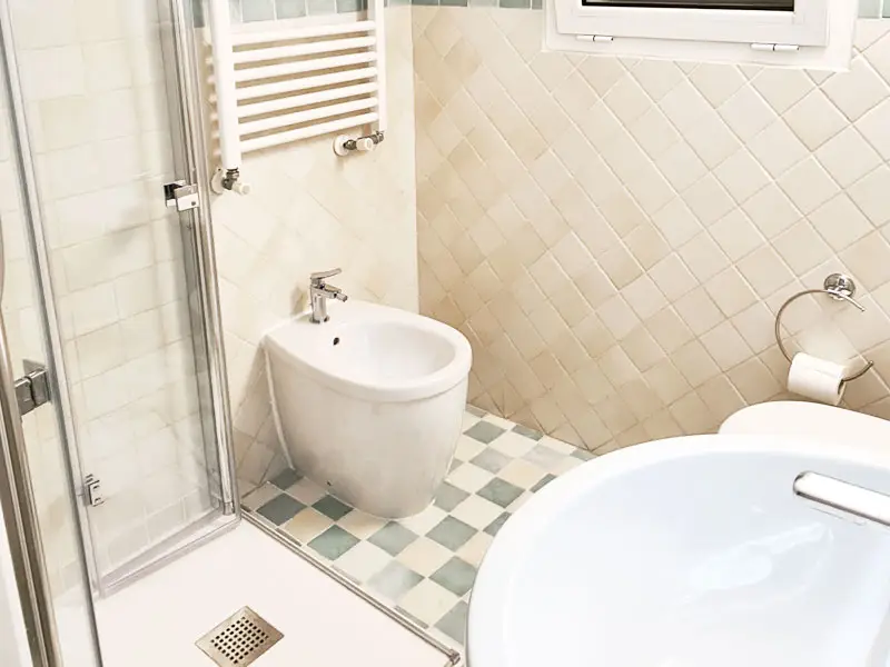 Suite-Carducci-Bagno2