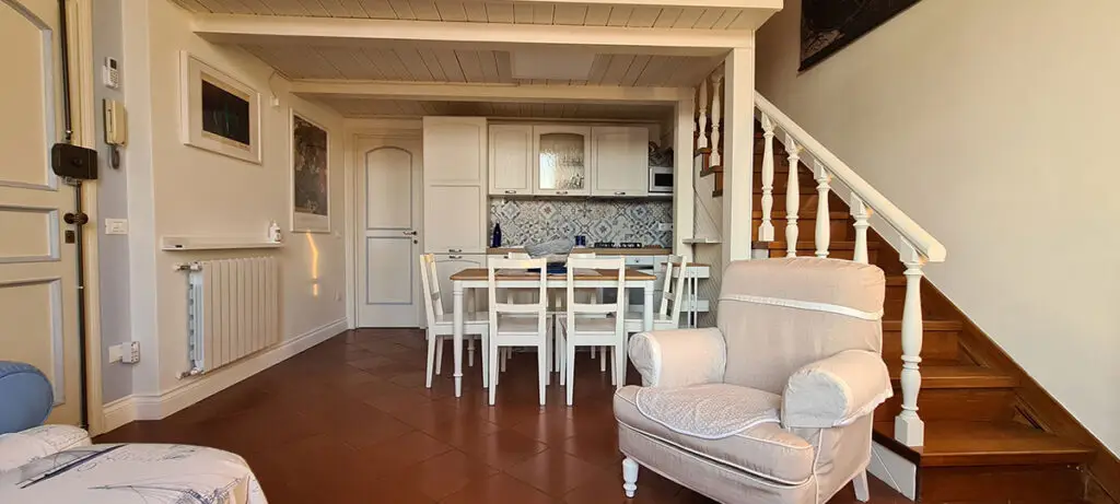 Suite_Carducci_salotto_09